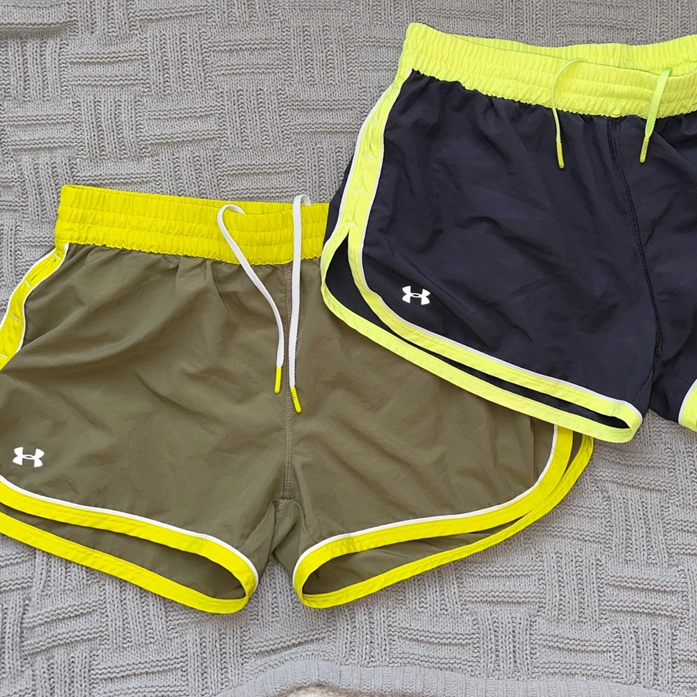 Under Armour Semi-Fit Heatgear Running Shorts, with built-in liner and pocket